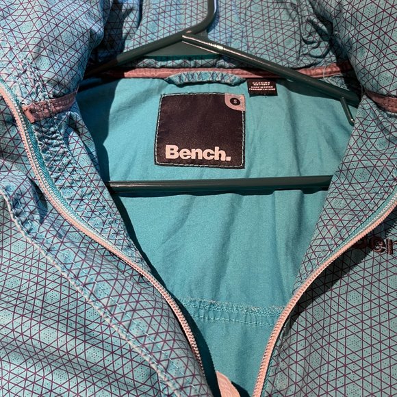 Bench Jacket in Turquoise - Picture 2 of 5
